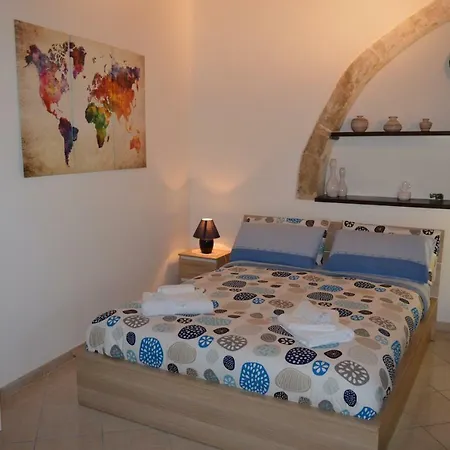 Casa Minerva Tatil Evi Siraküza